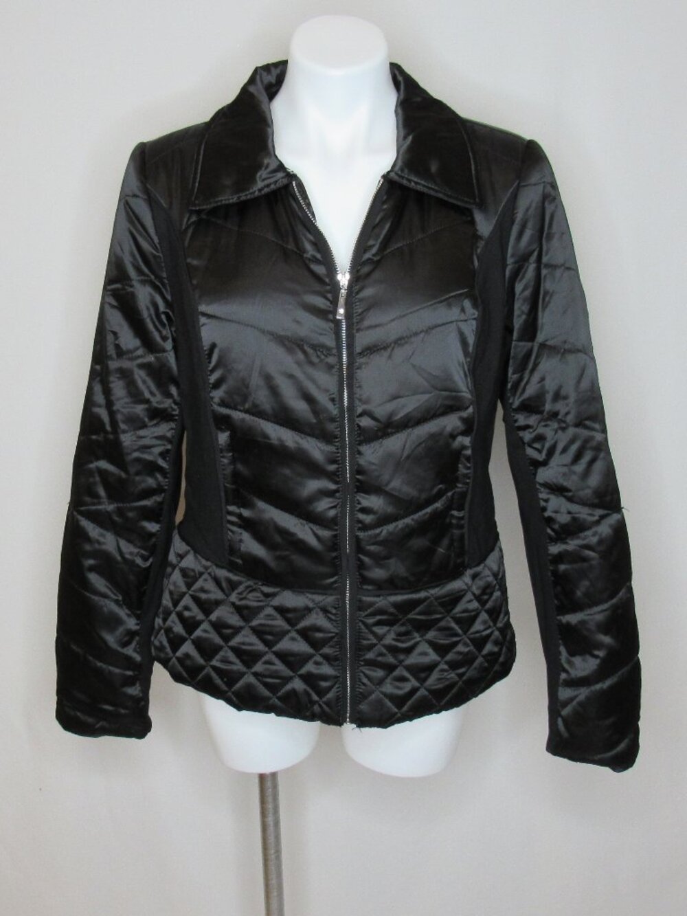 White House Black Market Quilted Puffer Style Jacket Women's XL XLarge